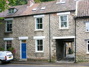 Self catering breaks at Kingfisher Cottage in Pickering, North Yorkshire