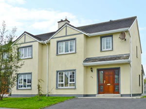 Self catering breaks at Carracastle House in Charlestown, County Mayo