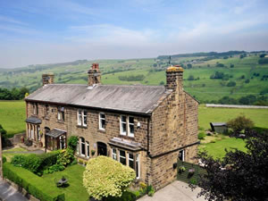 Self catering breaks at The Thyme House in Haworth, West Yorkshire