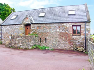 Self catering breaks at The Barn in Ton Kenfig, Pembrokeshire