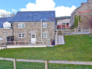 Self catering breaks at The Stable in Aberaeron, Ceredigion
