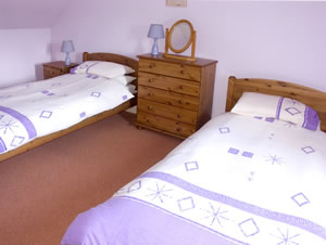 Self catering breaks at Hillside in Dunvegan, Isle of Skye