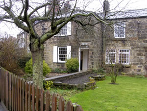 Self catering breaks at Quince Cottage in Longframlington, Northumberland