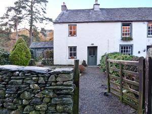 Self catering breaks at Nook Cottage in Rosthwaite, Cumbria