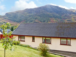 Self catering breaks at The Steading Cottage in Kinlochleven, Argyll