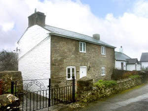 Self catering breaks at Pen y Parc in Gwaenysgor, Denbighshire