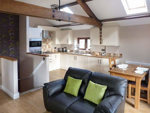 Self catering breaks at Dinnys Retreat in Kendal, Cumbria