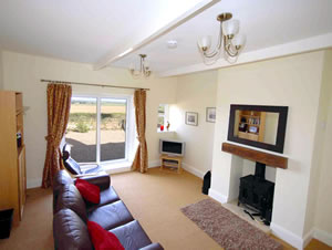 Self catering breaks at Pheasant Cottage in Belford, Northumberland