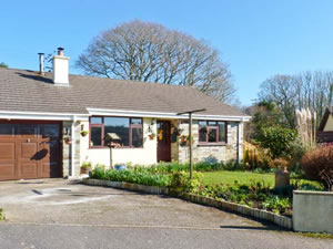 Self catering breaks at 5 Well Meadow in Egloskerry, Cornwall