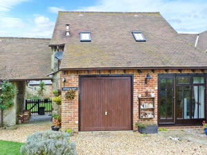 Self catering breaks at Kittys Loft in Godshill, Isle of Wight