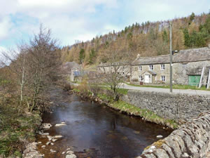 Self catering breaks at Riverside in Whaw, North Yorkshire