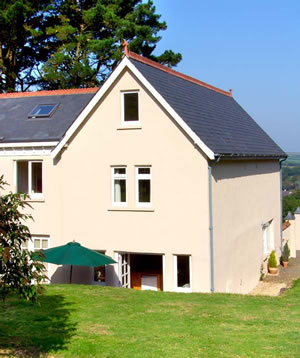 Self catering breaks at Lavender Cottage in Sticklepath, Devon