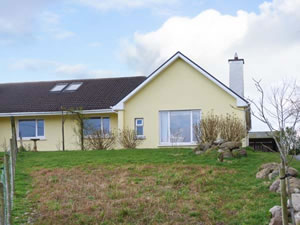 Self catering breaks at An Tig Bui in Cahersiveen, County Kerry