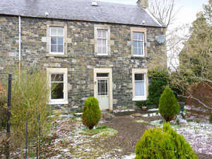 Self catering breaks at Garden Flat in Peebles, Peeblesshire