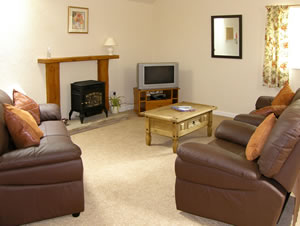 Self catering breaks at Coachmans Cottage in Kendal, Cumbria