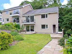 Self catering breaks at Beckside in Bowness, Cumbria