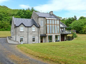 Self catering breaks at Narin House Apartment in Portnoo, County Donegal
