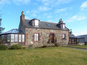 Self catering breaks at Silverstripe Cottage in Turriff, Aberdeenshire