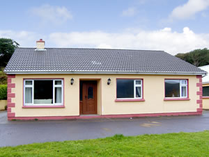 Self catering breaks at Coom Villa in Glenbeigh, County Kerry