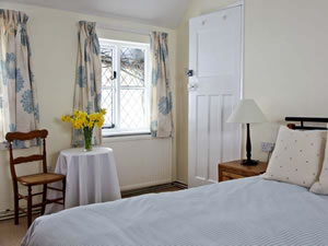 Self catering breaks at Ty Hir in Mold, Clwyd