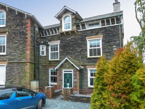 Self catering breaks at Moss Cottage in Bowness, Cumbria