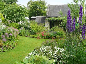 Self catering breaks at The Dig Barn in Fenny Bentley, Derbyshire