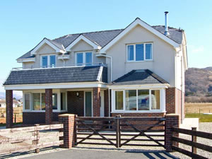 Self catering breaks at Awelfor in Fairbourne, Gwynedd