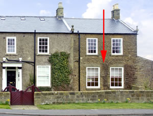 Self catering breaks at Apartment 1 Sneaton Hall in Sneaton, North Yorkshire