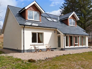 Self catering breaks at Marine Cottage in Strontian, Ross-shire