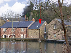 Self catering breaks at Stable Cottage in Cromford, Derbyshire