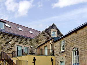 Self catering breaks at 8 Tawney House in Matlock, Derbyshire