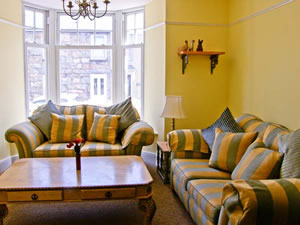 Self catering breaks at Penmaen House in Trefor, Gwynedd