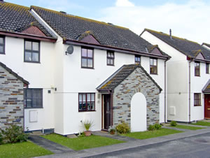 Self catering breaks at 11 Peguarra Court in St Merryn, Cornwall