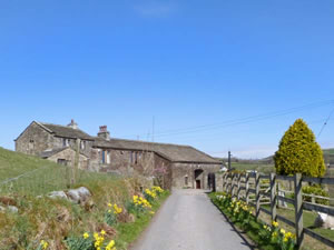 Self catering breaks at True Well Hall Barn Cottage in Oakworth, West Yorkshire