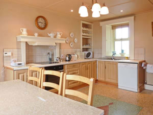 Self catering breaks at Tralia Farmhouse in Firies, County Kerry