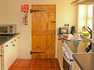 Self catering breaks at Copper Beech Cottage in Llansadwrn, Isle of Anglesey