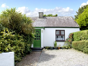 Self catering breaks at Brendans Cottage in Knightstown, County Kerry