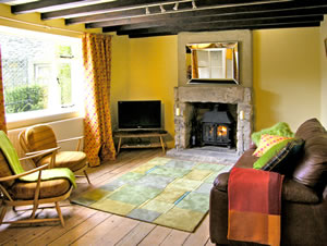 Self catering breaks at Sandy Cottage in Linton, North Yorkshire