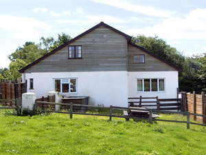 Self catering breaks at Whytings in Uplyme, Devon