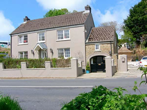 Self catering breaks at The Coach House in Haverfordwest, Pembrokeshire
