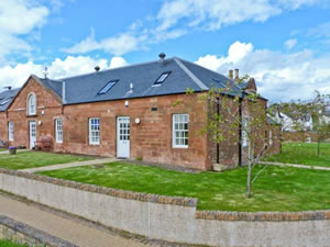 Self catering breaks at Kennels Cottage in St Boswells, Roxburghshire