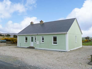 Self catering breaks at Mountain View in Falcarragh, County Donegal
