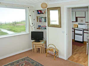 Self catering breaks at Seaclose in Walcott, Norfolk