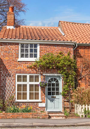 Self catering breaks at Clematis Cottage in Market Rasen, Lincolnshire