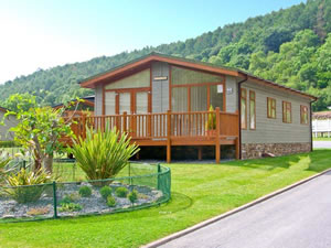 Self catering breaks at Tranquillity in Wisemans Bridge, Pembrokeshire