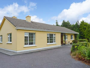 Self catering breaks at Gap of Dunloe in Beaufort, County Kerry