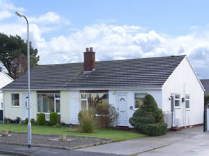 Self catering breaks at Castle Cove in Abergele, Conwy