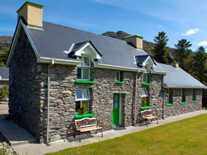 Self catering breaks at Gloss Farmhouse in Lauragh, County Kerry