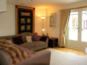 Self catering breaks at The Sheiling in Newtonmore, Inverness-shire