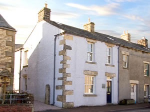 Self catering breaks at Lavender Cottage in Orton, Cumbria